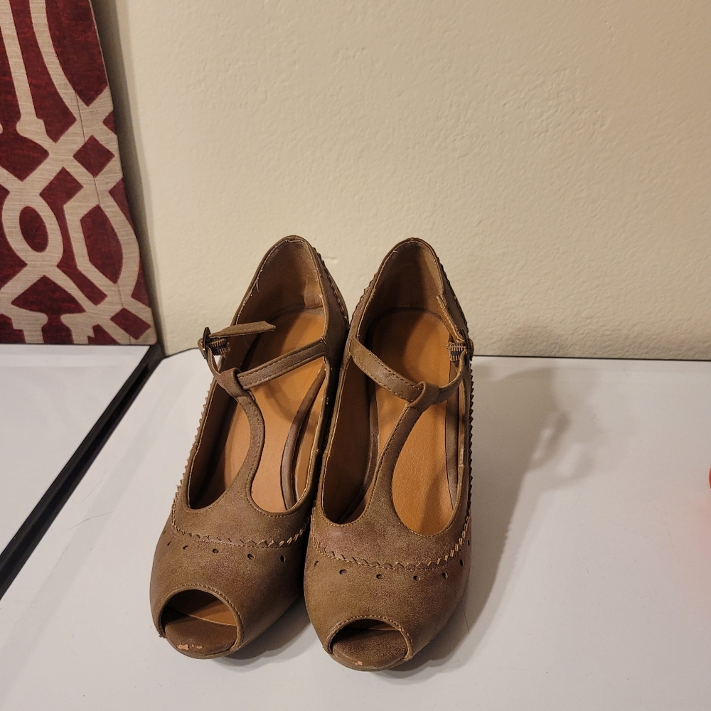 Brown peep toe wedges